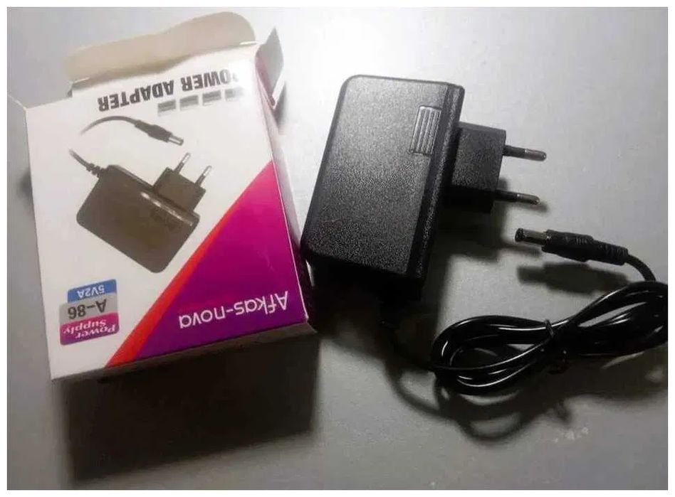 зарядка, блок питания на 5 вольт