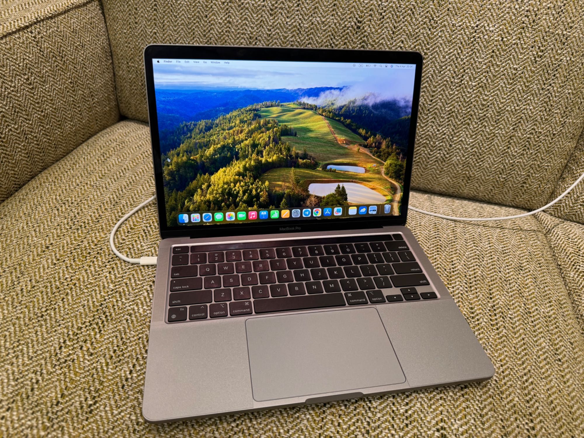 Apple MacBook Pro 14 M2