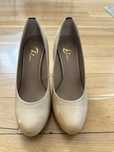Pantofi din piele lăcuită