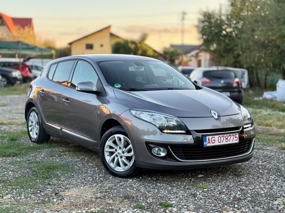 Renault Megane 2013 BOSE euro 5/ 1.5 dCI 110CP / Navi 3D /Carlig/ Incalzire scaune