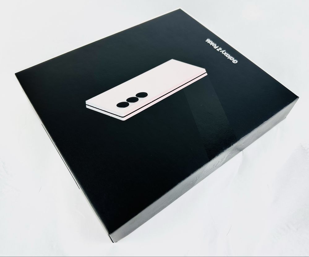 НОВ! Samsung Galaxy Z Fold 6 5G 256GB 12RAM Pink 2г. Гаранция!
