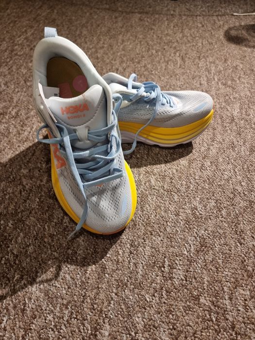 Adidasi  din uk model Hoka