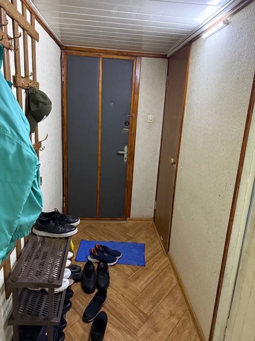 Срочно продаётся Юнусабад 7-кв 2/4/4