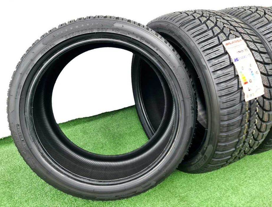 Нови 255/35/19 LASSA Snoways 4 - зимни гуми