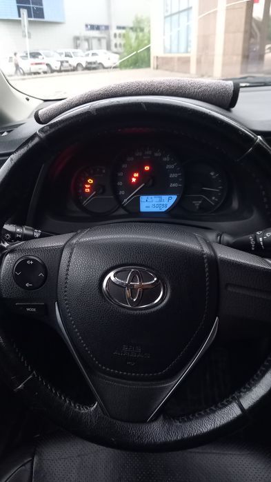 Тоиота королла 2016