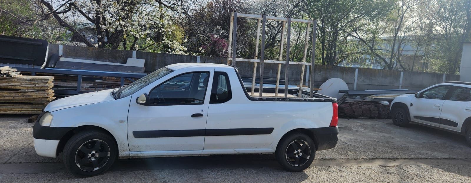 Vând DACIA Logan Pick-UP diesel