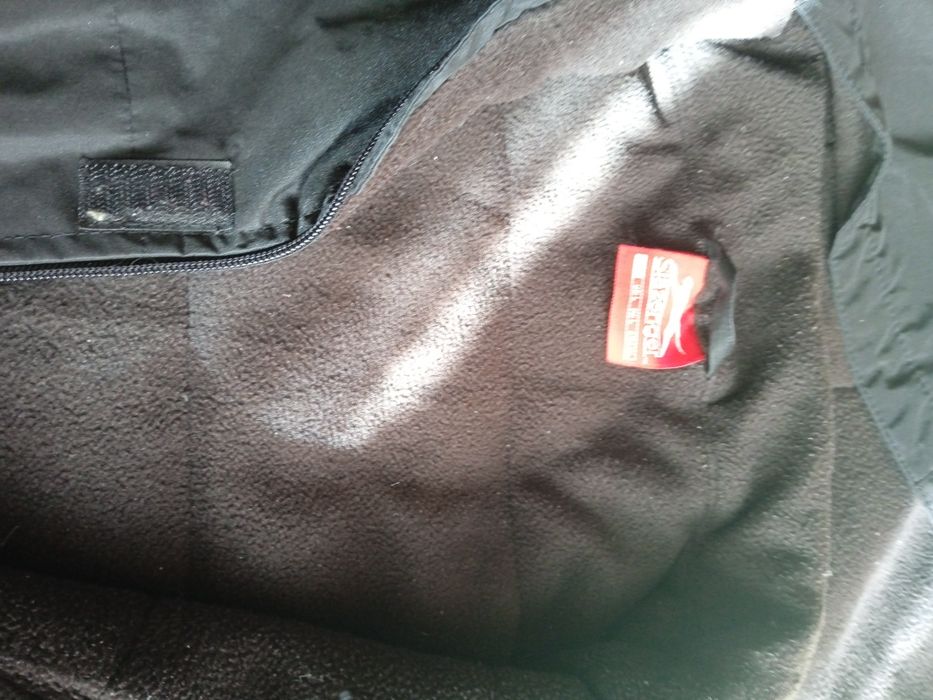 Топло зимно мъжко яке с качулка shlezinger