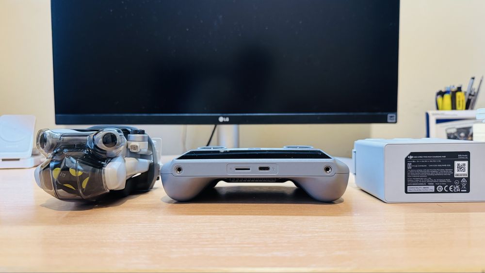 Dji Mini 4 Pro Fly More Combo + accesorii, garantie 12.2026