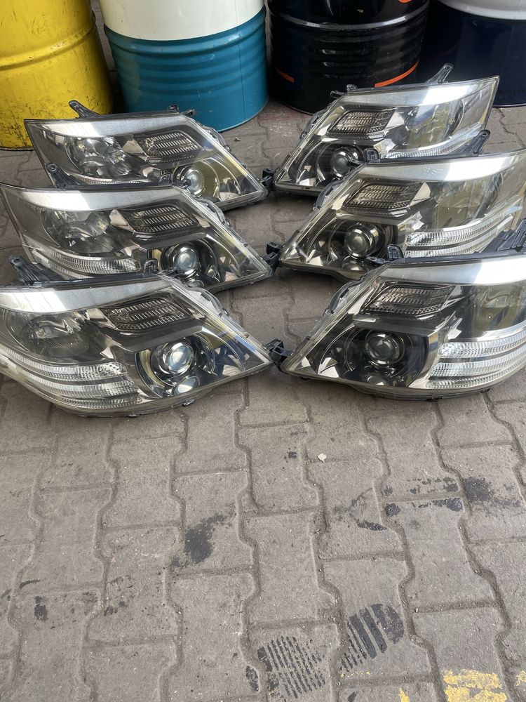 Фары . Toyoto Alphard