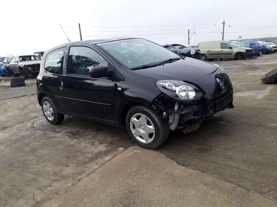 Dezmembrez Renault Twingo 2010 1.2i