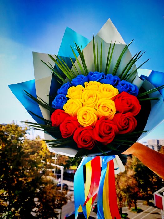 Cadouri Martie și aniversări