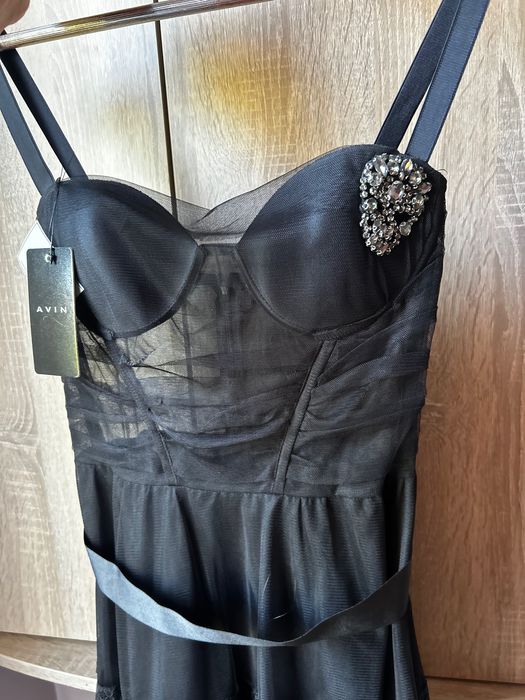 Дизайнерска рокля Avin
