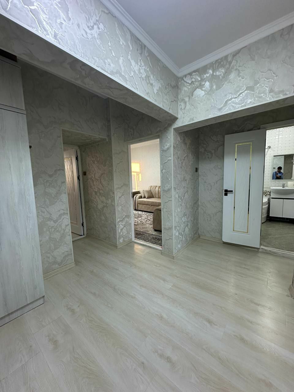 Срочно Продается квартира  Юнусабад 9  3х перед 4х