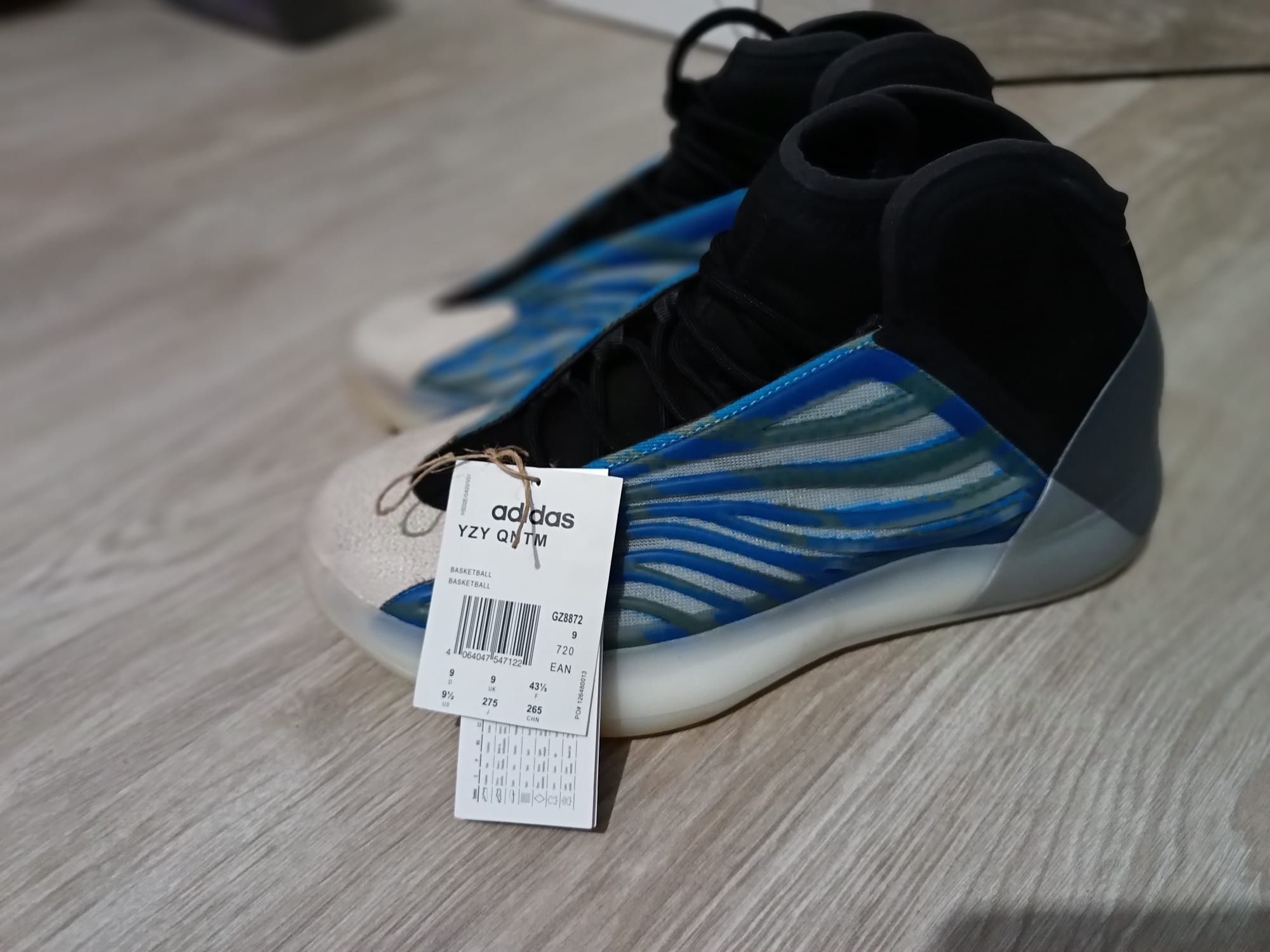 Yezzy quantum sneakers