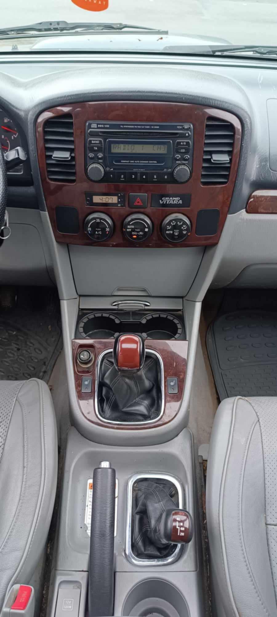 Suzuki Grand Vitara XL7- 2.0HDI