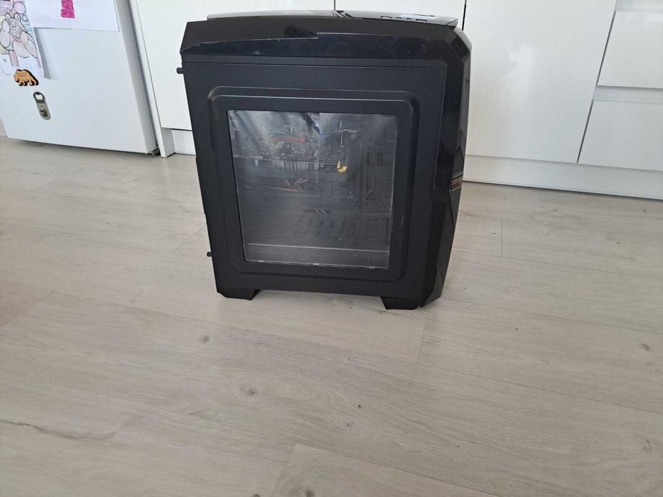 геймърски настолен компютър