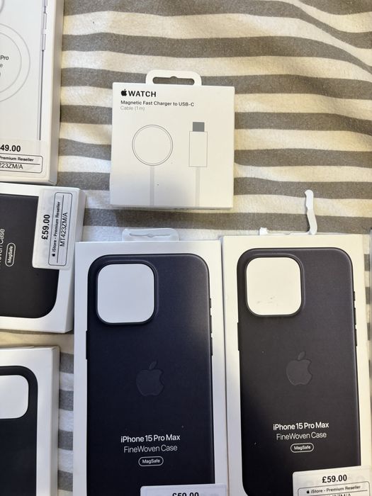 Huse  iphone , originale de, pro max 15, de 15 pro si ipad pro, new !