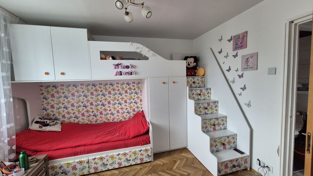 Modila dormitor copii cu doua paturi