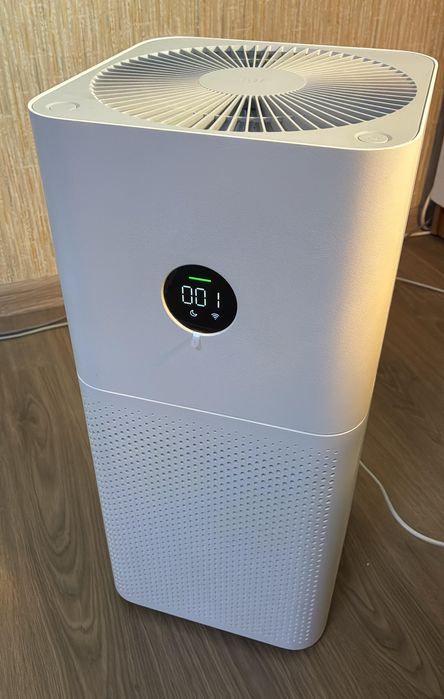 Продам очиститель воздуха