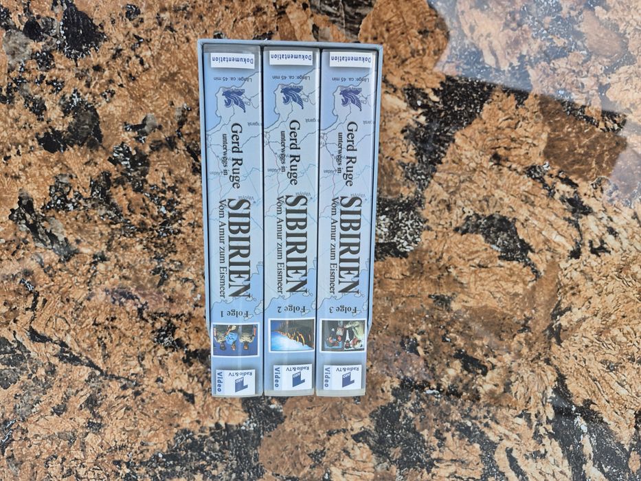 Vând 3 casete video VHS originale ,colectie filme Documentare Siberia