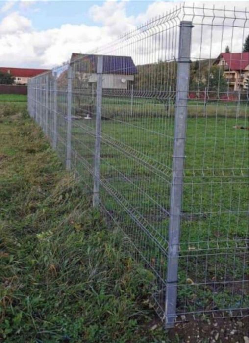Facem garduri din plasă bordurată