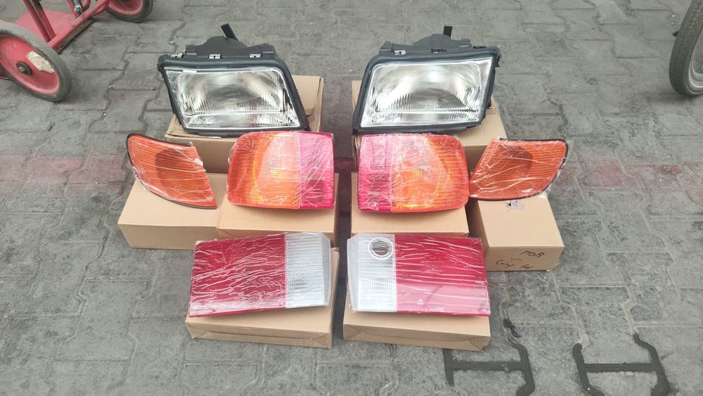 Ауди С4 фара, поворотники задний фонарь