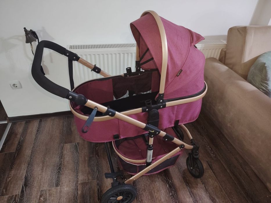 Vând scoica și cărucior bebelus