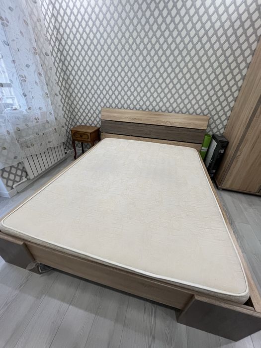 Кровать 2-х спальная  продаю