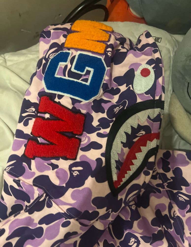 Hanorac bape nepurtat