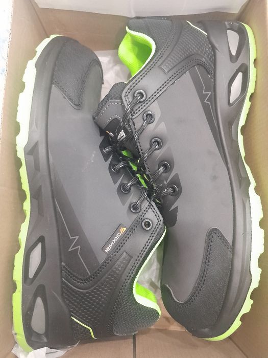 Продам спец бтинки 43 р