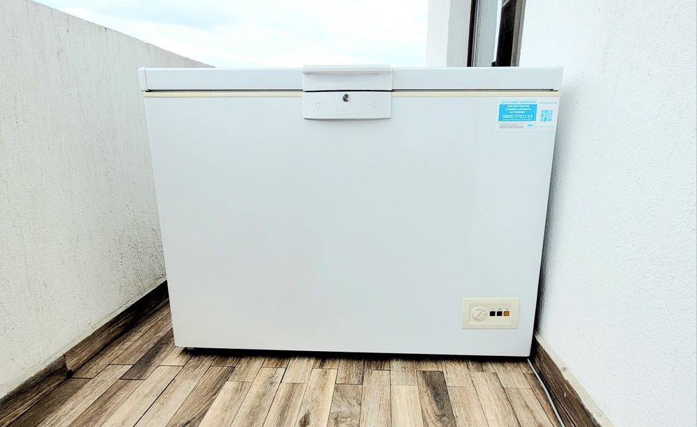 Lada frigorifica BEKO