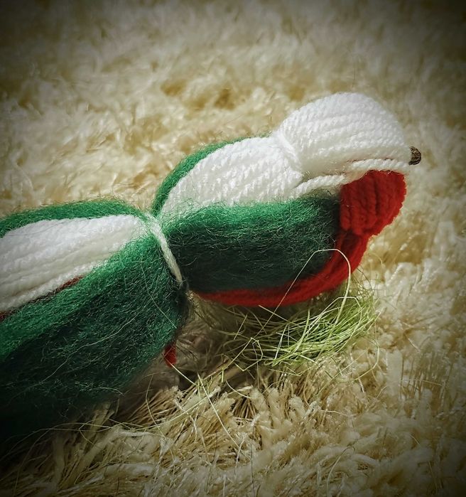 Различни мартеници