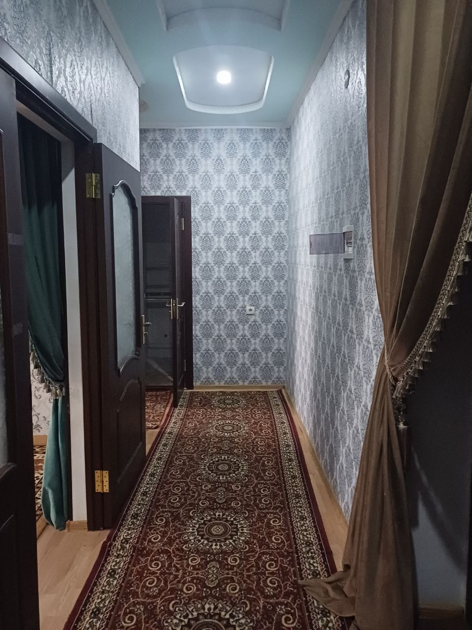 Квартира сотилади срочно!!!