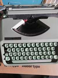 Продавам пишеща машина HERMES