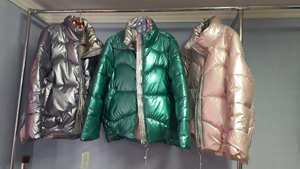 Продам новые куртки демисезонные
