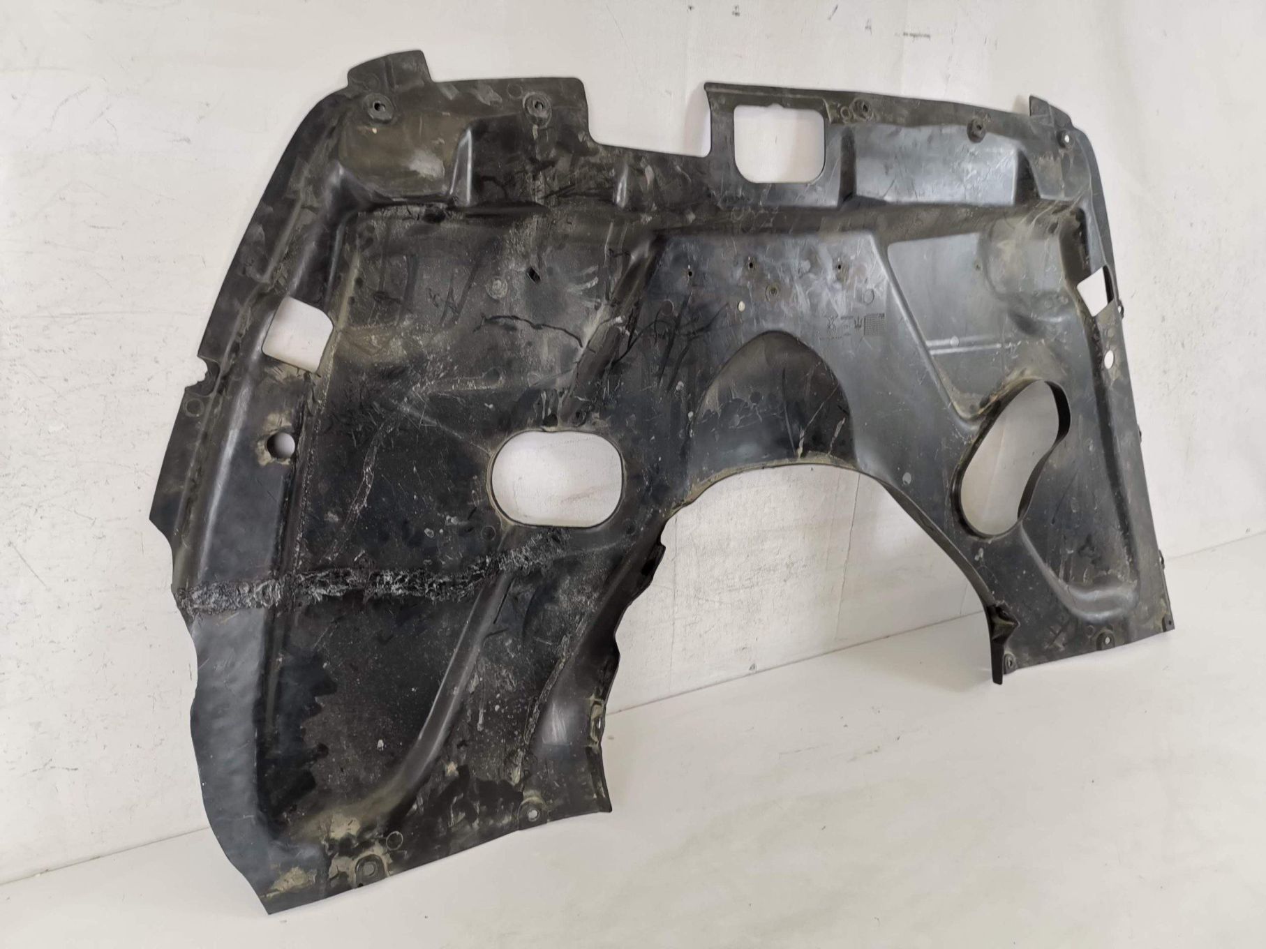 Scut Motor Superior Maserati  GranTurismo 1 [2007 - 2016] Original In Stare Buna