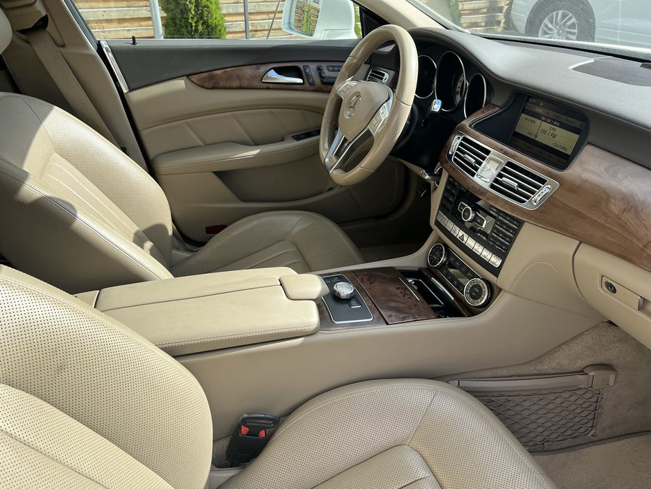 Mercedes Benz CLS350 4Matic