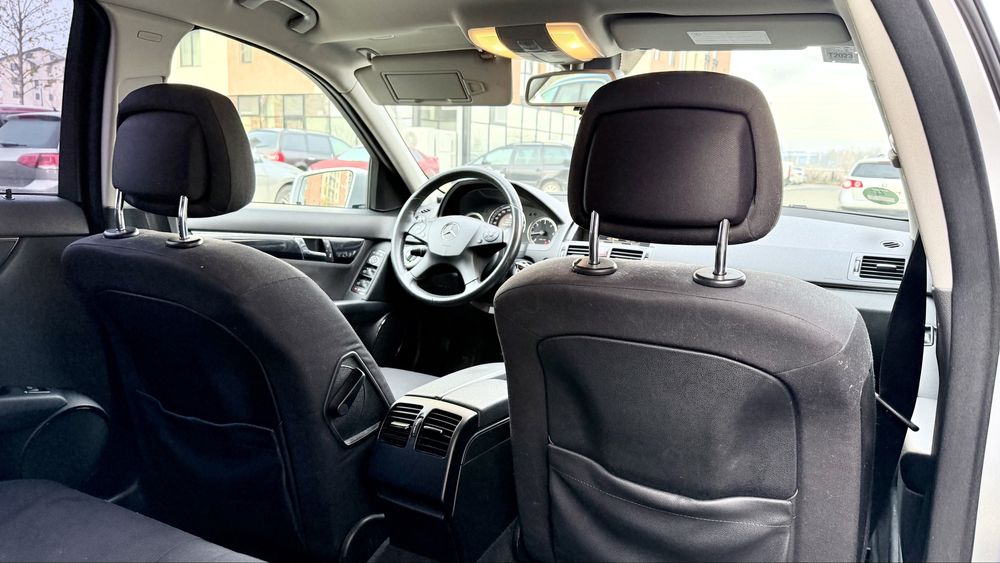 Mercedes c200 w204 an 2009 Automat