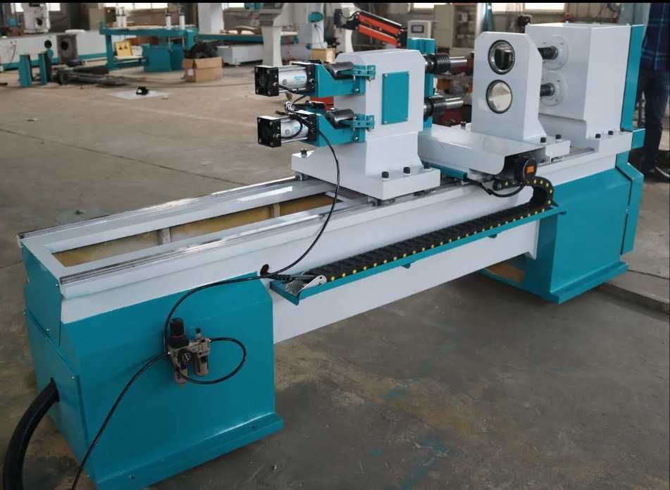 Strung lemn profesional–2 axe, 2 cuțite, complet automat-Import China