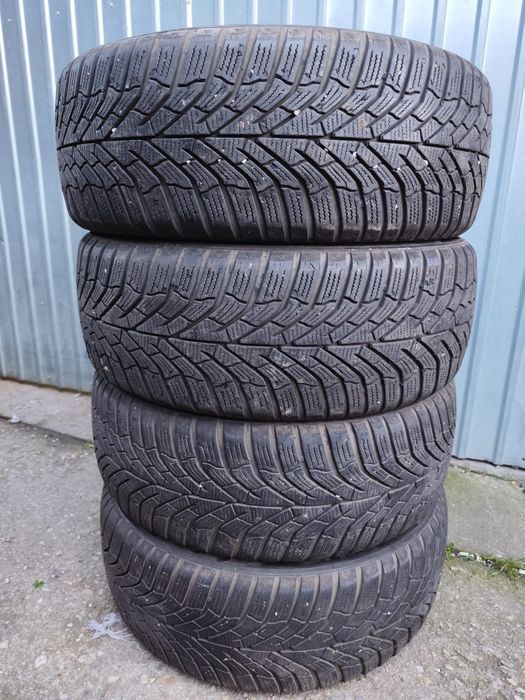 Anvelope 215 55 r17 iarna kumho