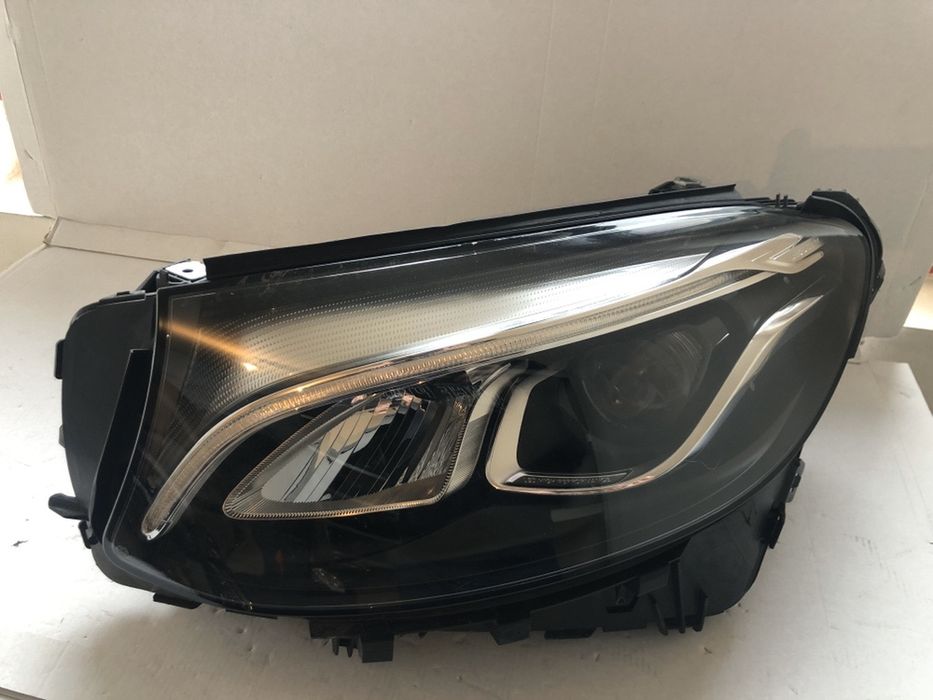 Фар фарове Мерцедес GLC LED w253