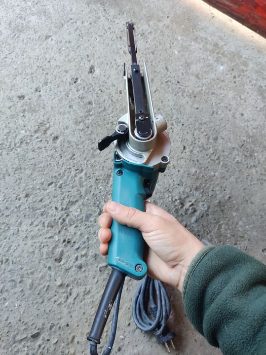 Șlefuitor Bandă Makita 9032