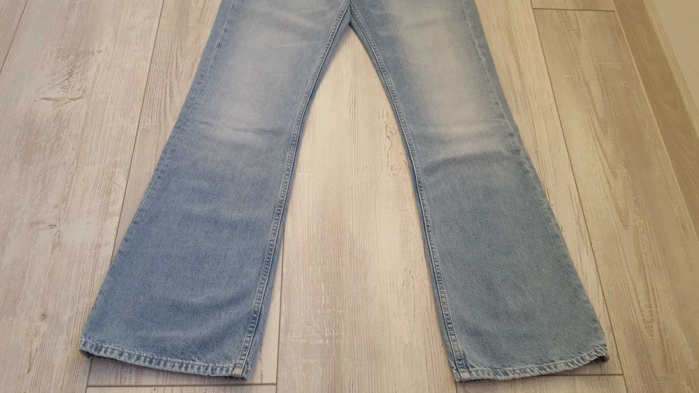 Светло сини дънки Calvin Klein Jeans за момиче с р-р W27 = S