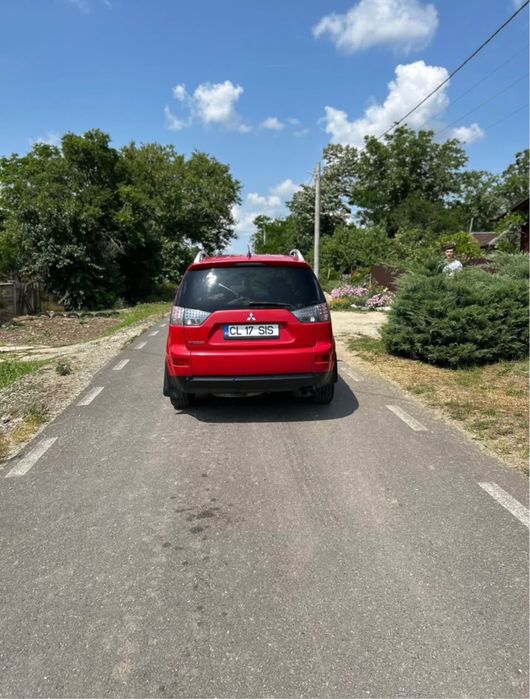 Mitsubishi outlandar