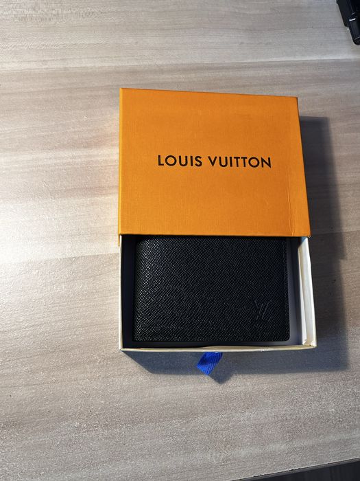 Louis Vuitton портфейли нови
