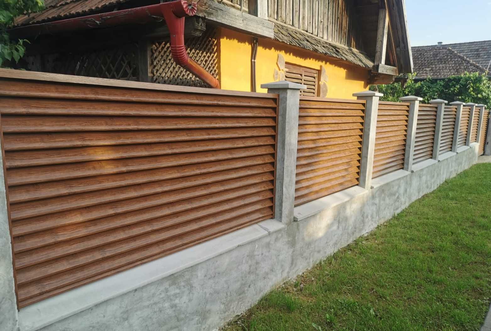 Garduri si porti din profile metalice tip "jaluzea" model 2