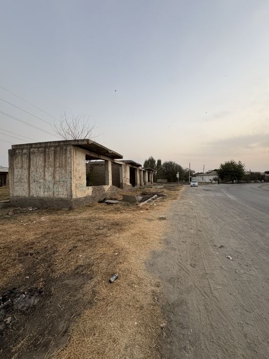 Toqchiliqda umumiy maydoni 150 kv li dukon