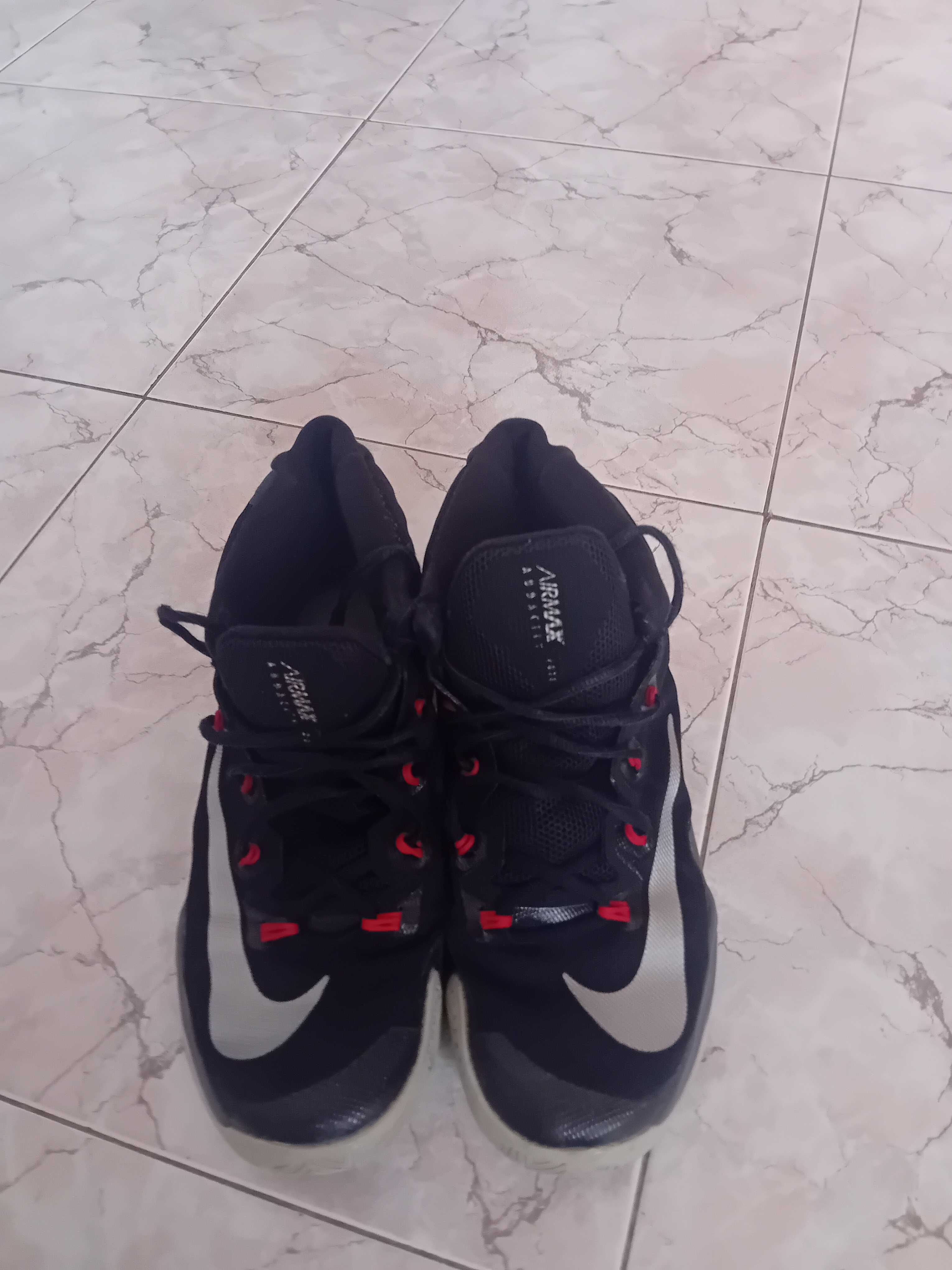 Nike Airmax 42.5 н
