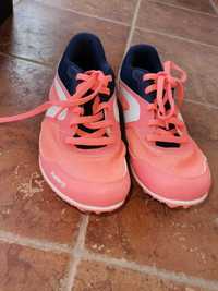 обувки за лека атлетика