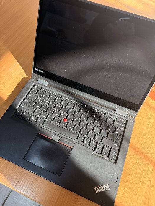 Ноутбук сотилади.